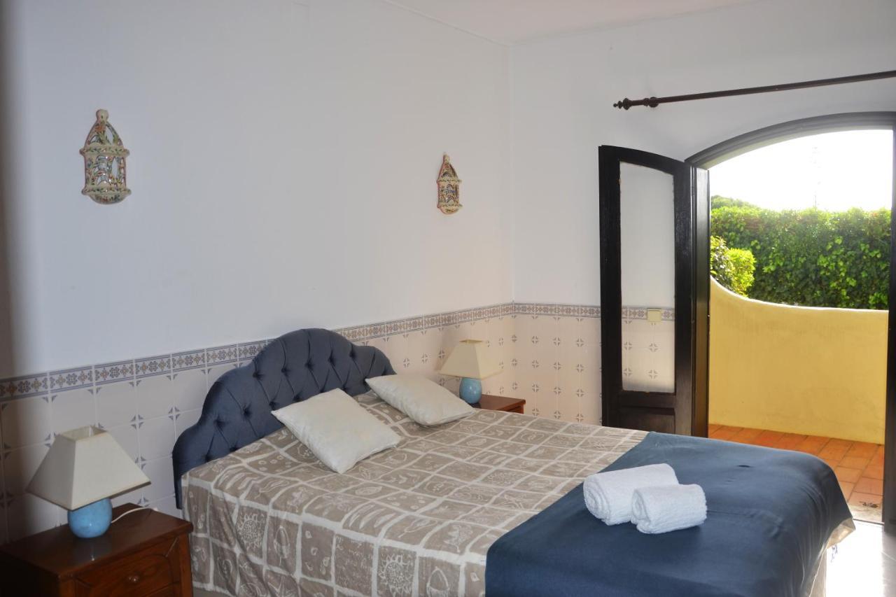 Carvoeiro Apartment - Walk To Beach Екстер'єр фото